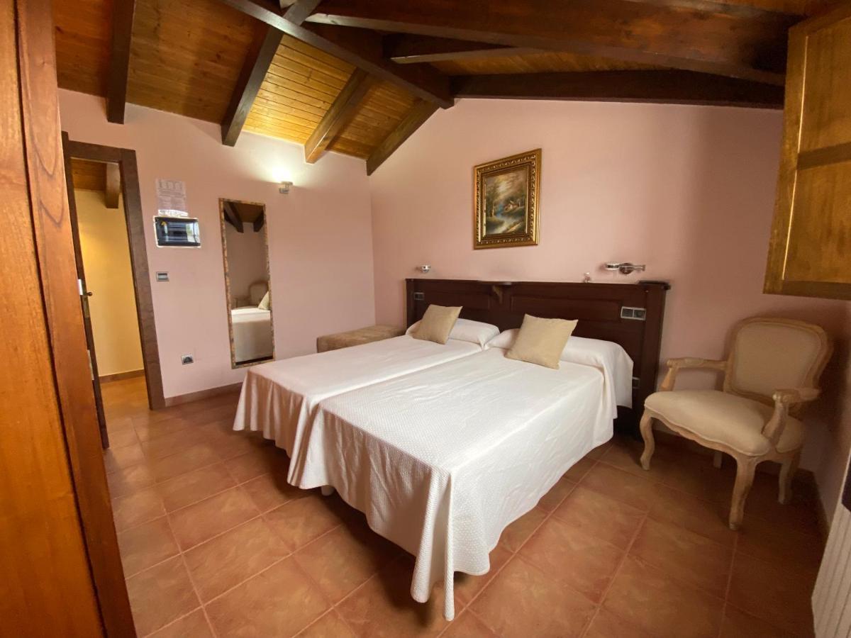 Hotel Rural Monasterio De Ara Mada Санта-Коломба-де-лас-Арримадас Экстерьер фото