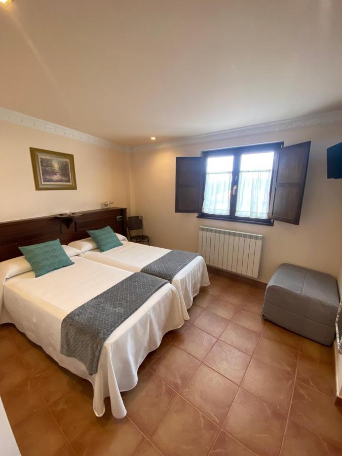 Hotel Rural Monasterio De Ara Mada Санта-Коломба-де-лас-Арримадас Экстерьер фото