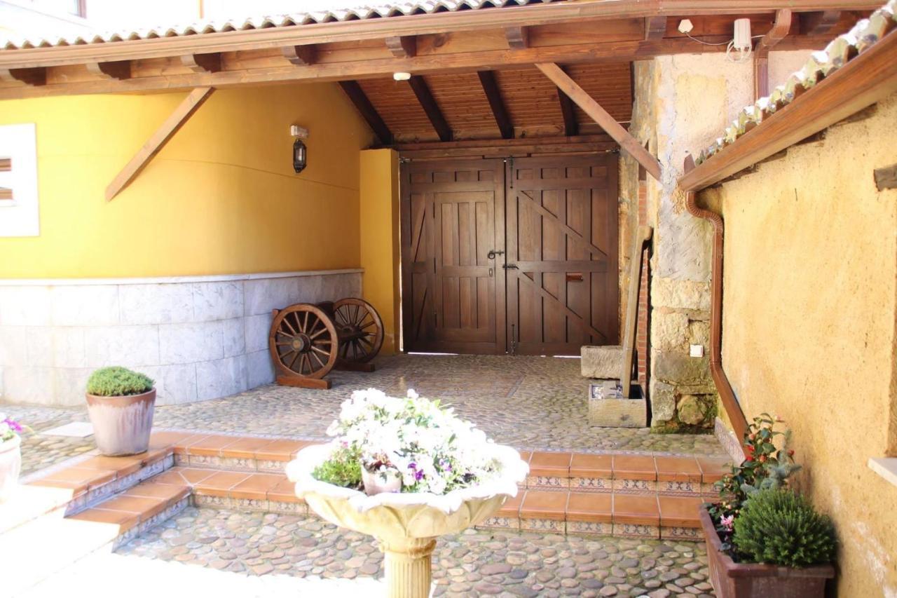 Hotel Rural Monasterio De Ara Mada Санта-Коломба-де-лас-Арримадас Экстерьер фото